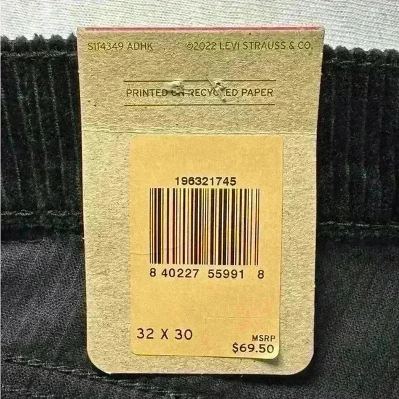 Levi’s NWT 315 Black Shaping Bootcut Mid Rise Corduroy Jeans Women’s Size 32x30 - Picture 6 of 11